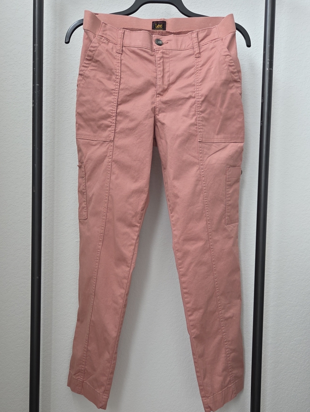 Lee Women's Pink Salmon Cargo Pockets Ankle Pants Sz 8 Chino Casual